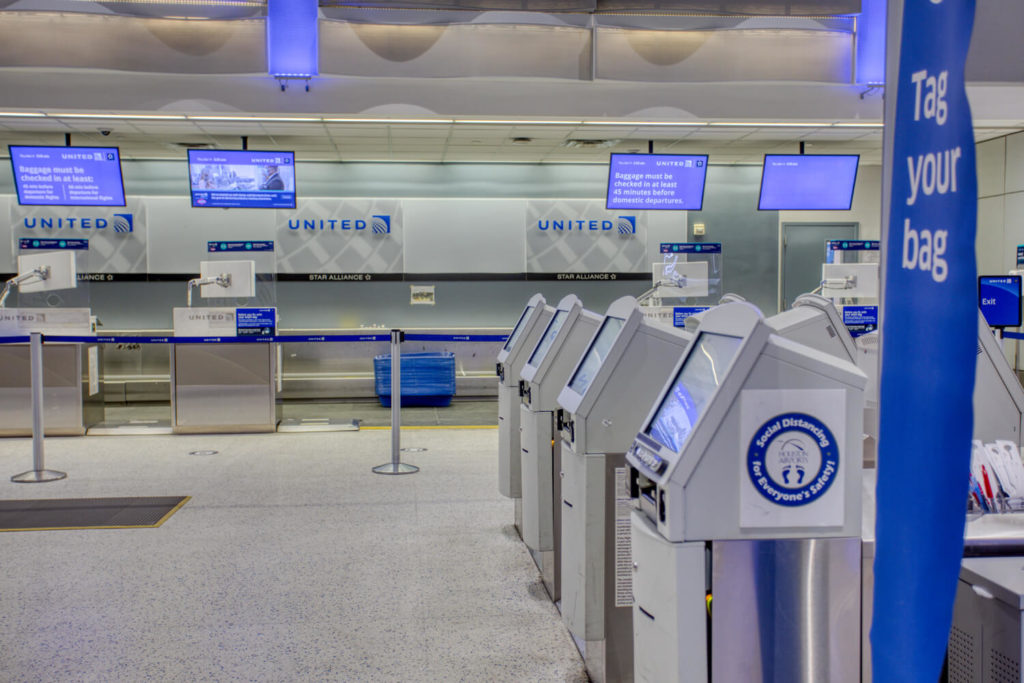 united airlines terminal c lobby reno 210311 CBG0357